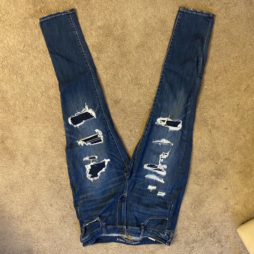 Size 16 American eagle distressed jegging jeans